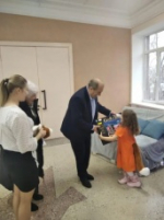 Друзья, благодаря волшебной Елочке исполнились еще несколько желаний детишек!